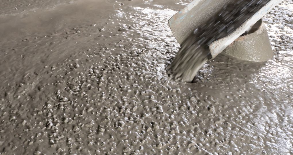 Article | Les différents aspects des adjuvants dans le béton : leurs types, leurs utilisations, leurs dosages et leurs effets.
